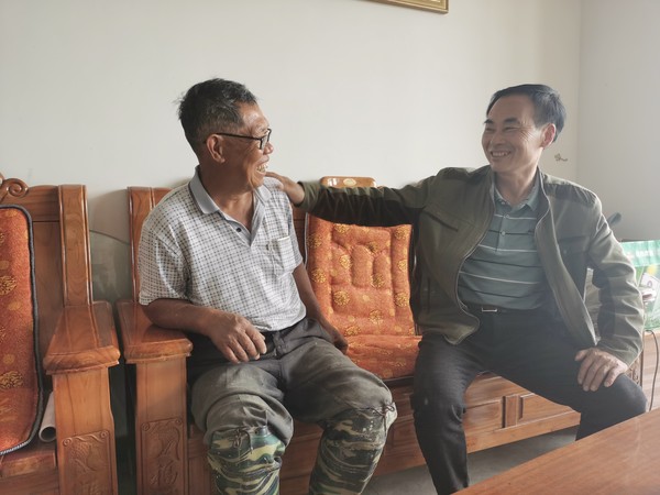 苏有华：甘为&ldquo;孺子牛&rdquo;.jpg