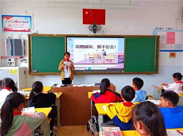 梓阳学校02.jpg
