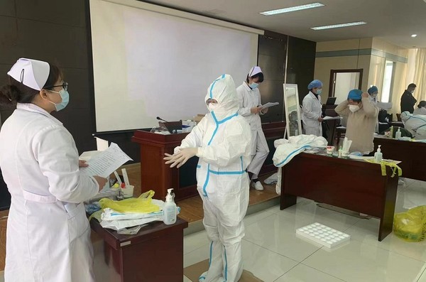 22222旌德县开展核酸采样培训充实防疫后备力量 (1).jpg